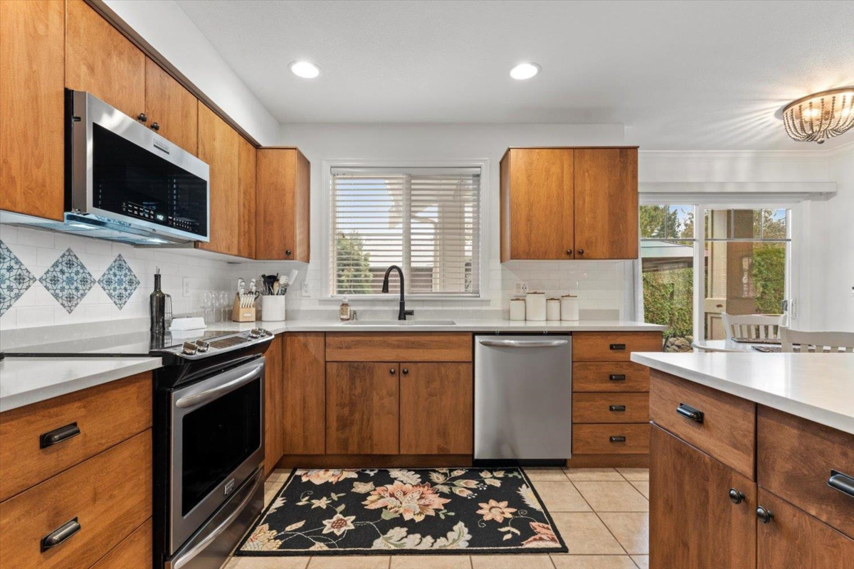 Bedroom 3 Photo of 32 45550 Shawnigan Crescent, Chilliwack, BC