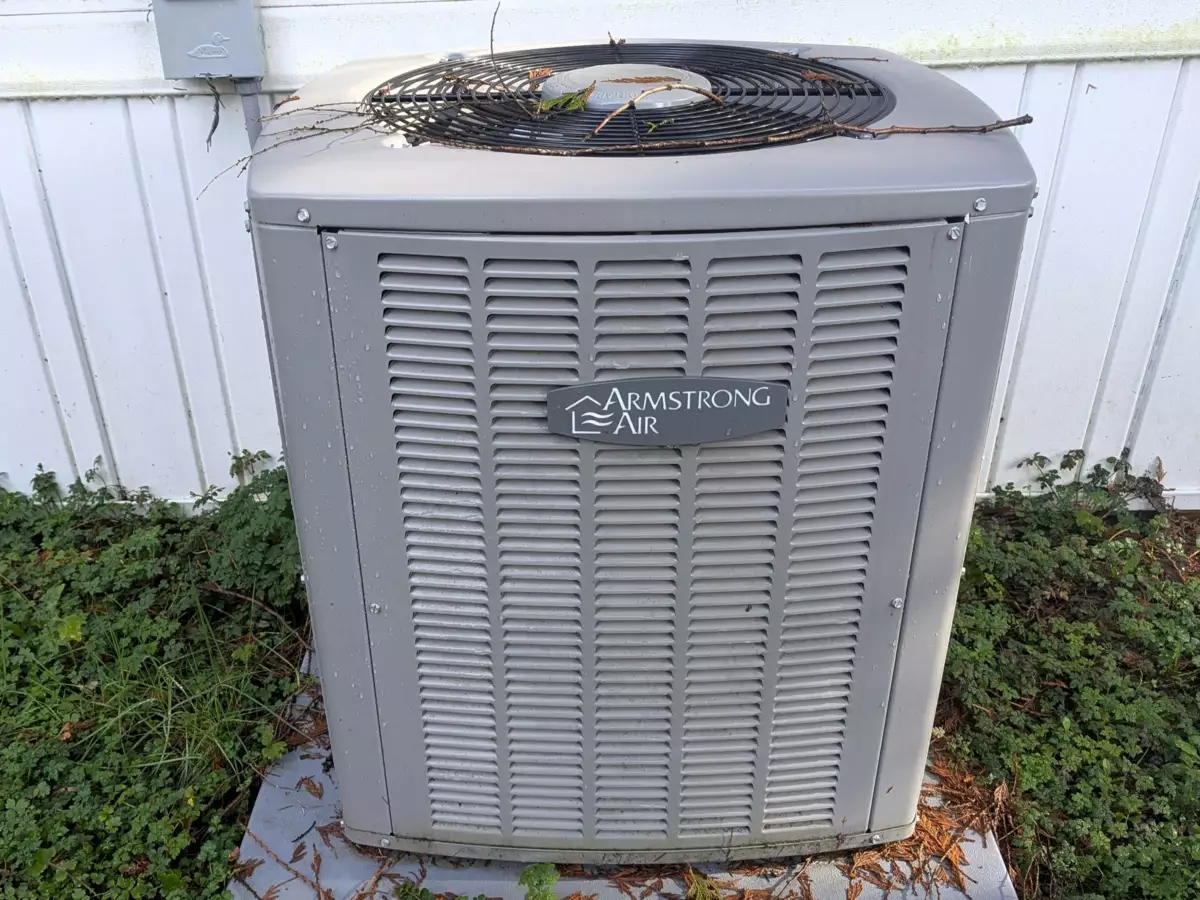 Hot Tub / Spa Photo of 10 52604 Yale Road, Rosedale, BC