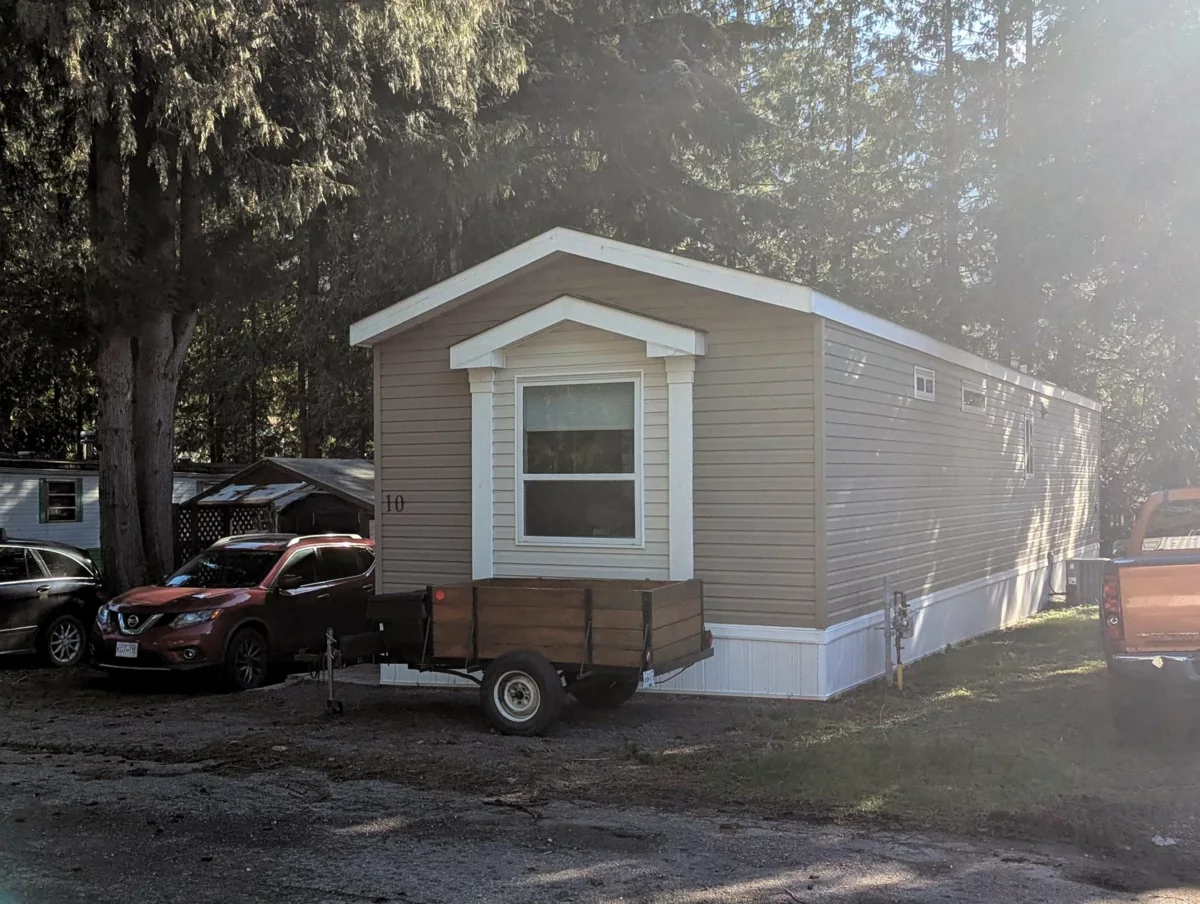 Kitchen Photo of 10 52604 Yale Road, Rosedale, BC