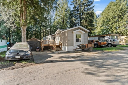 Community Amenities Photo (Clubhouse) of 10 52604 Yale Road, Rosedale, BC