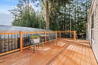 Front Yard Photo of 10 52604 Yale Road, Rosedale, BC