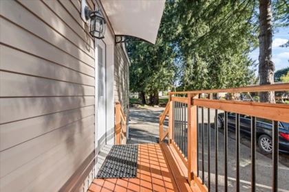 Outdoor Deck Photo of 10 52604 Yale Road, Rosedale, BC