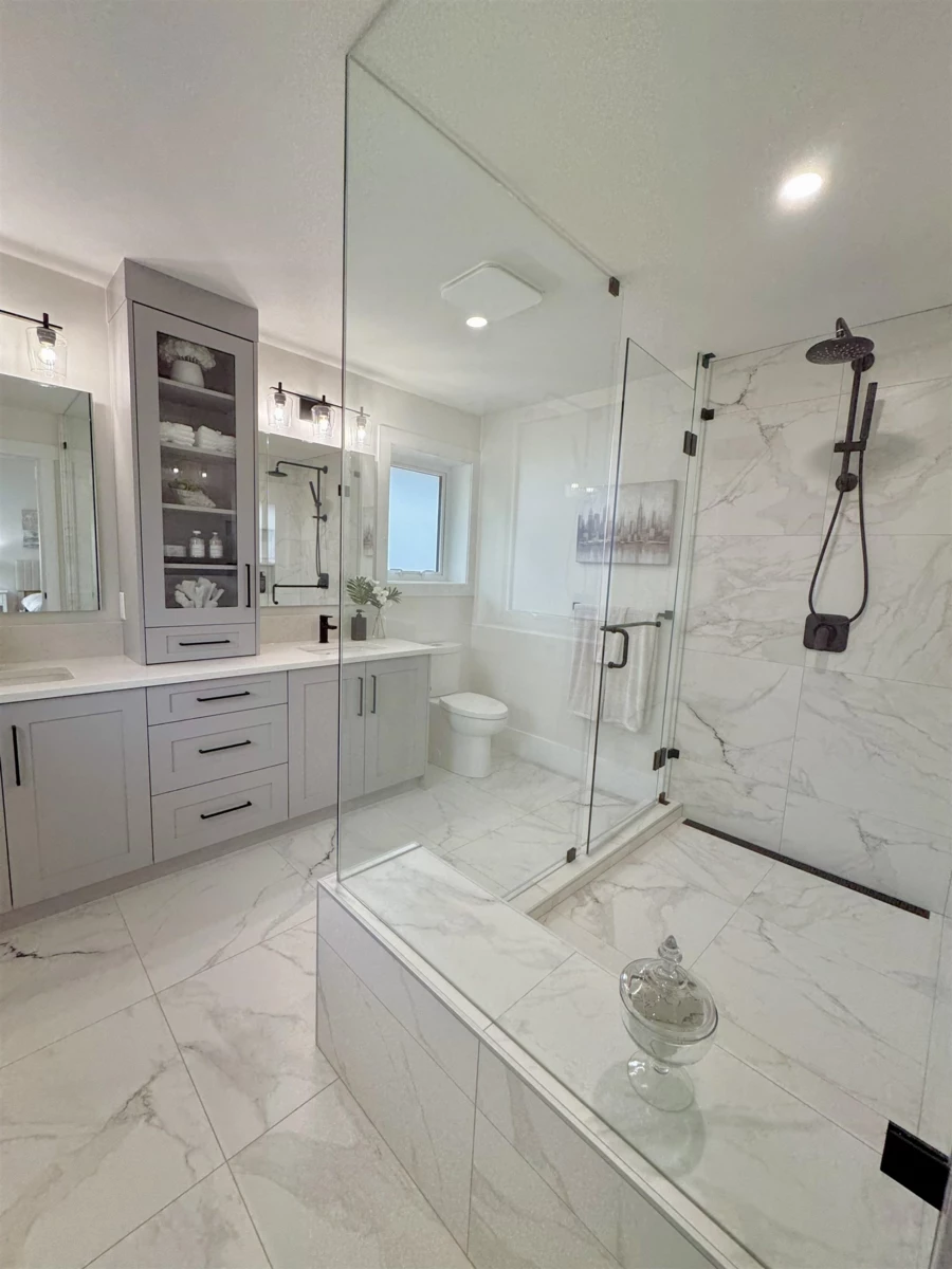 Kitchen Island Photo of 20812 34 Avenue, Langley, BC