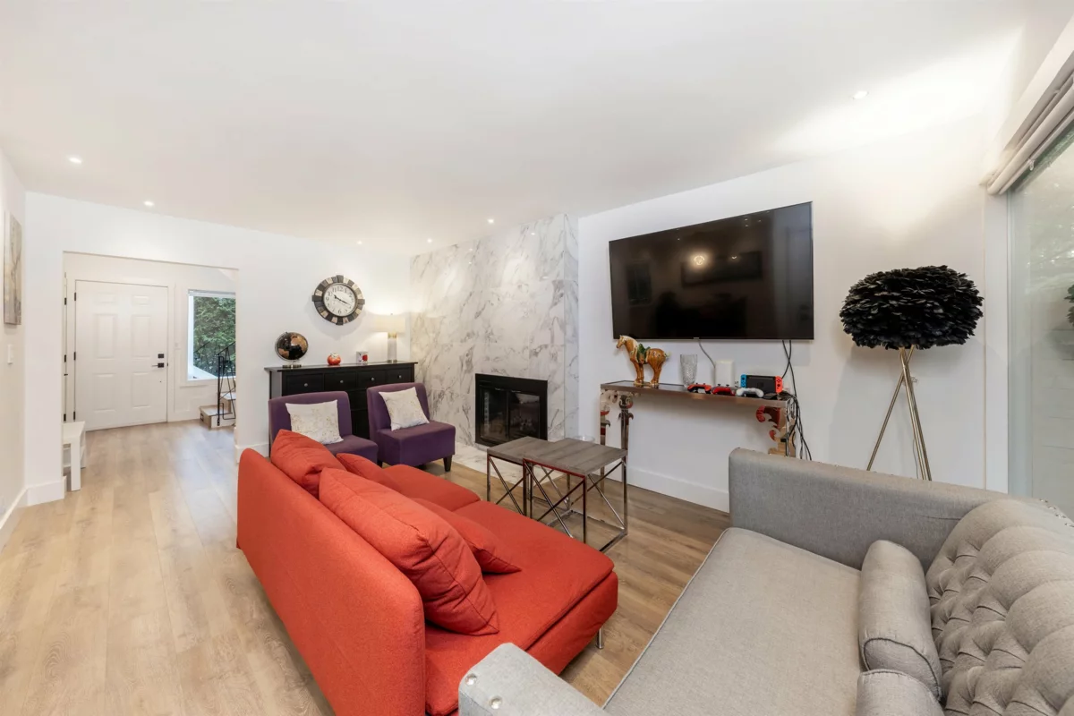 Family Room Photo of 8 Glenmore Drive, West Vancouver, BC