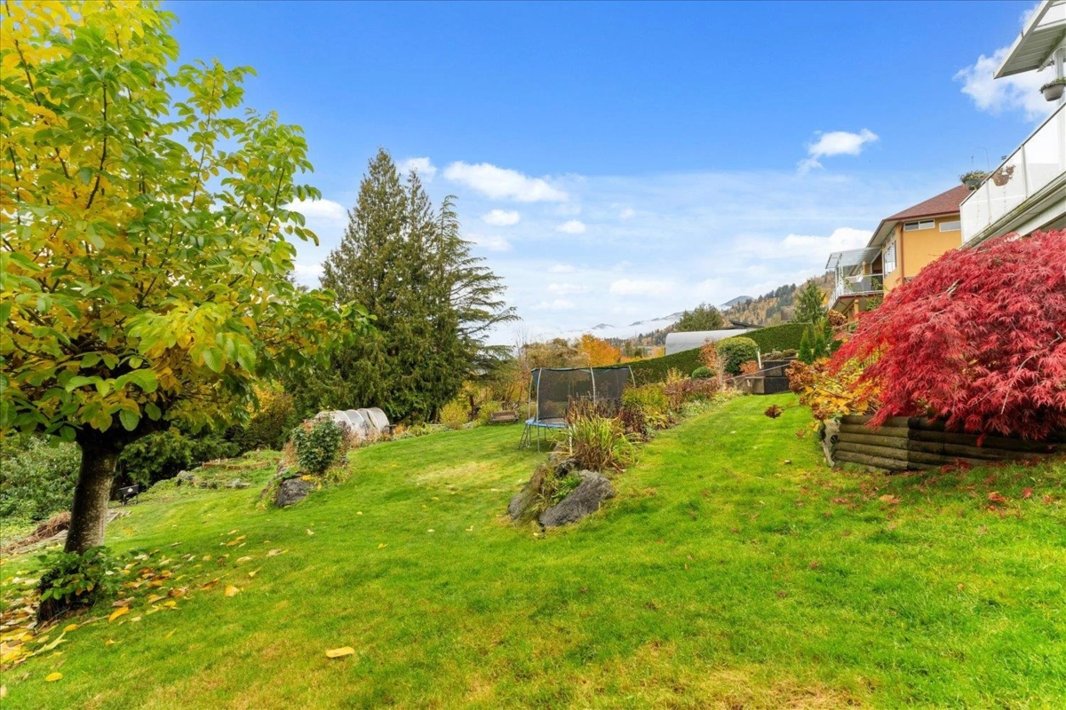 Backyard Photo of 46455 Uplands Road, Chilliwack, BC