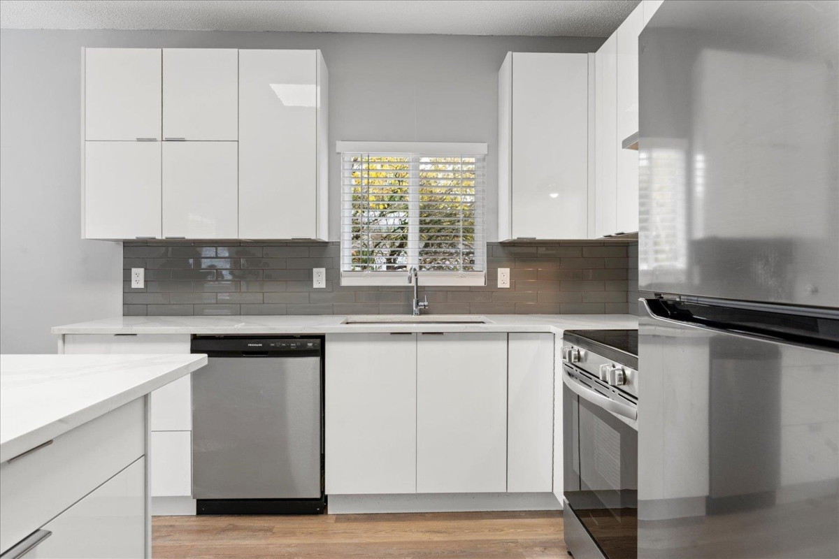 Garage Interior Photo of 46455 Uplands Road, Chilliwack, BC