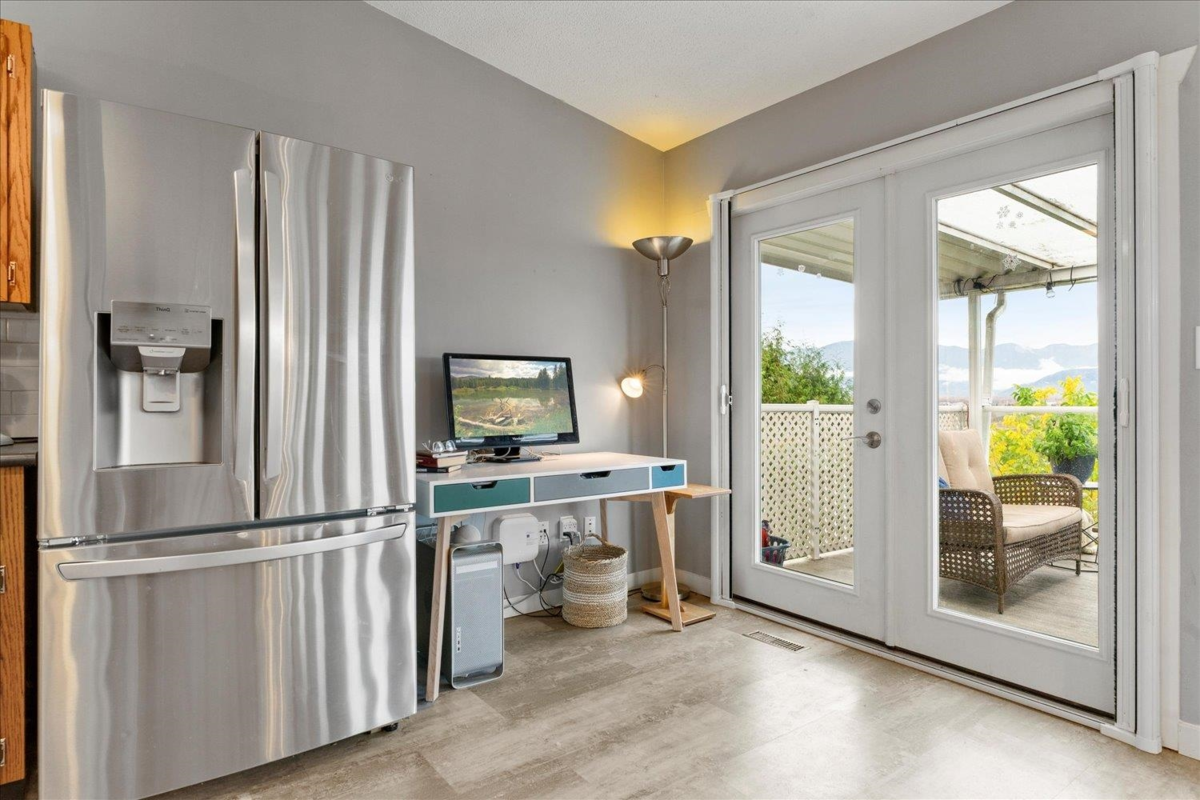 Walk-In Closet Photo of 46455 Uplands Road, Chilliwack, BC