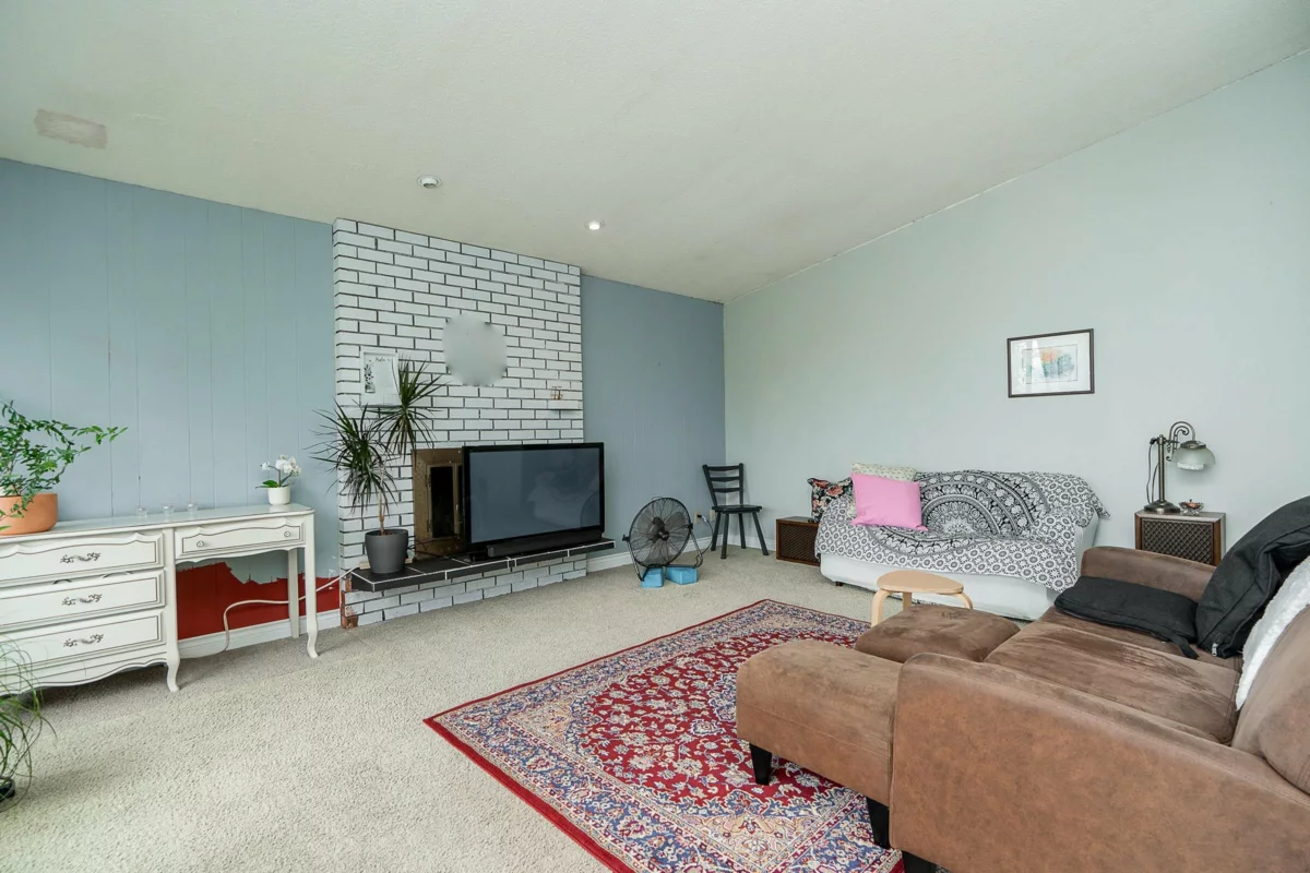 Dining Area Photo of 992 Saddle Street, Coquitlam, BC