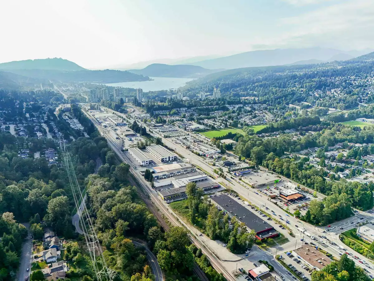 Swimming Pool Photo of 992 Saddle Street, Coquitlam, BC