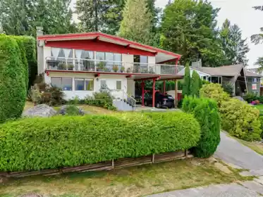 992 Saddle Street, Coquitlam, BC, Eagle Ridge CQ — 5 bed single family residence for sale