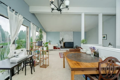 Kitchen Island Photo of 992 Saddle Street, Coquitlam, BC