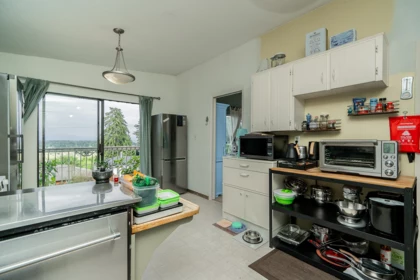 Primary Bathroom Photo of 992 Saddle Street, Coquitlam, BC