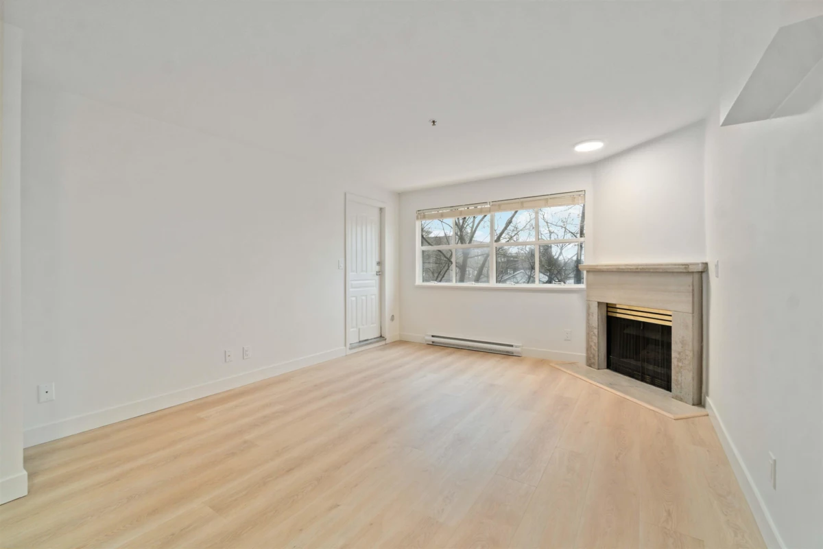 Dining Area Photo of 303 2928 Commercial Drive, Vancouver, BC