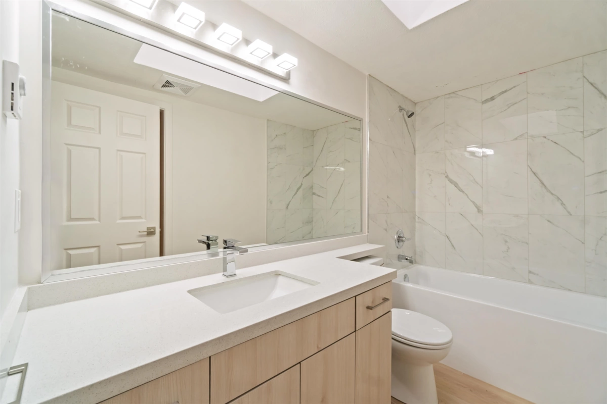 Laundry Room Photo of 303 2928 Commercial Drive, Vancouver, BC