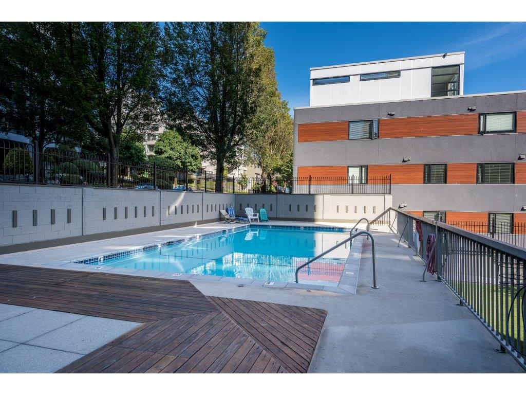 Laundry Room Photo of 2106 1330 Harwood, Vancouver, BC