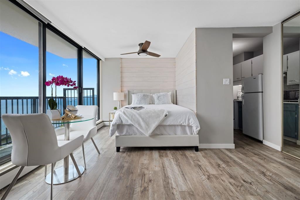 Primary Bathroom Photo of 2106 1330 Harwood, Vancouver, BC