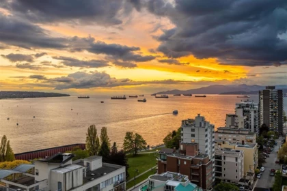 2106 1330 Harwood, Vancouver, BC