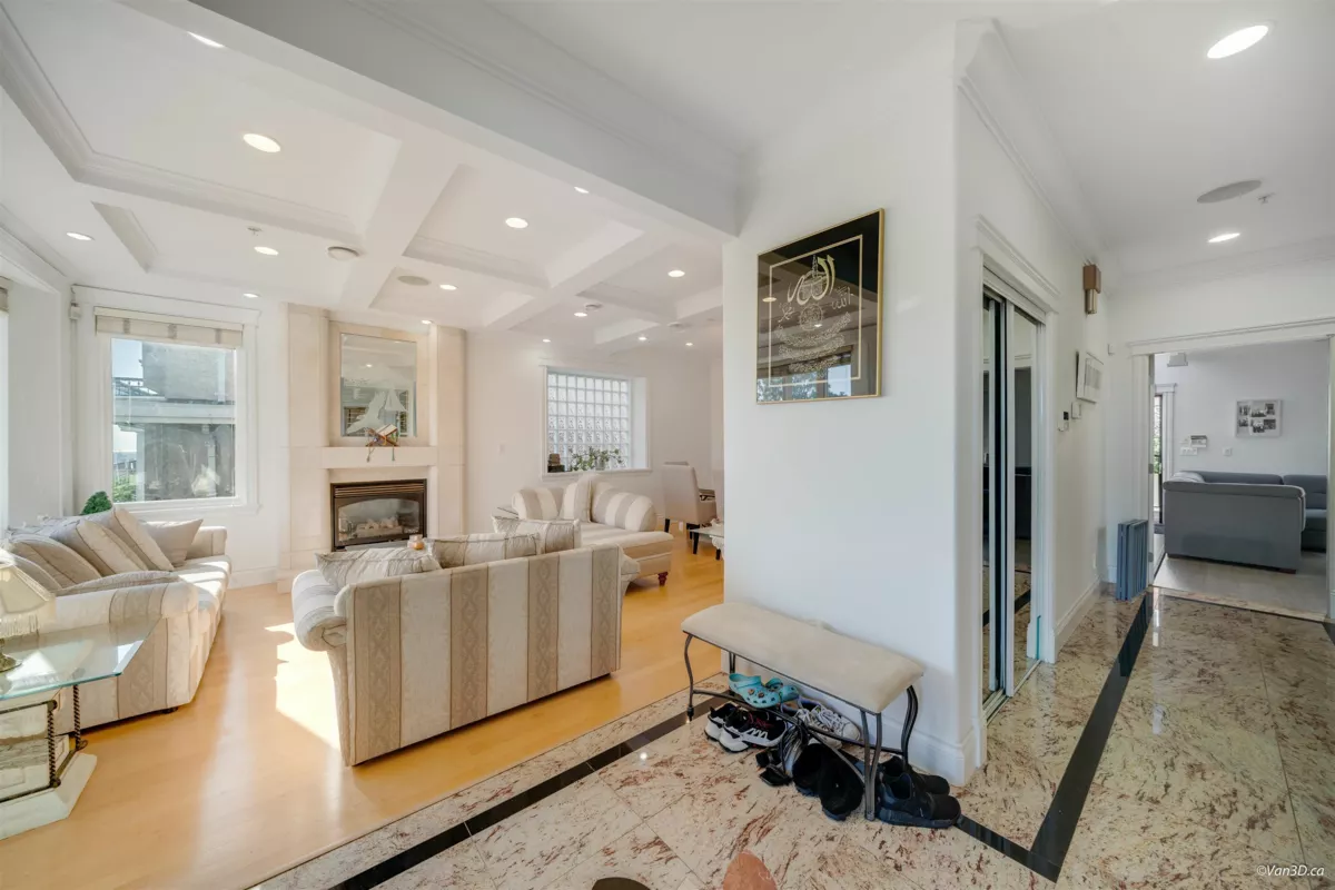 Dining Area Photo of 2177 Bonaccord Drive, Vancouver, BC