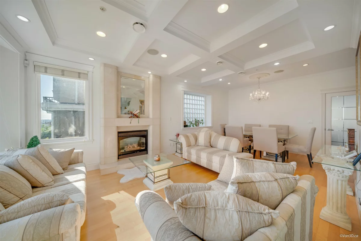 Kitchen Photo of 2177 Bonaccord Drive, Vancouver, BC