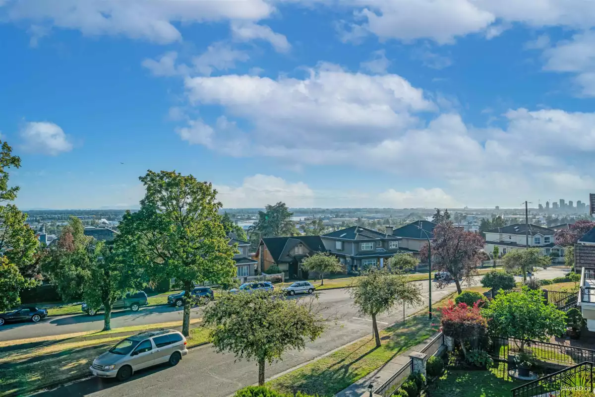 Mudroom Photo of 2177 Bonaccord Drive, Vancouver, BC