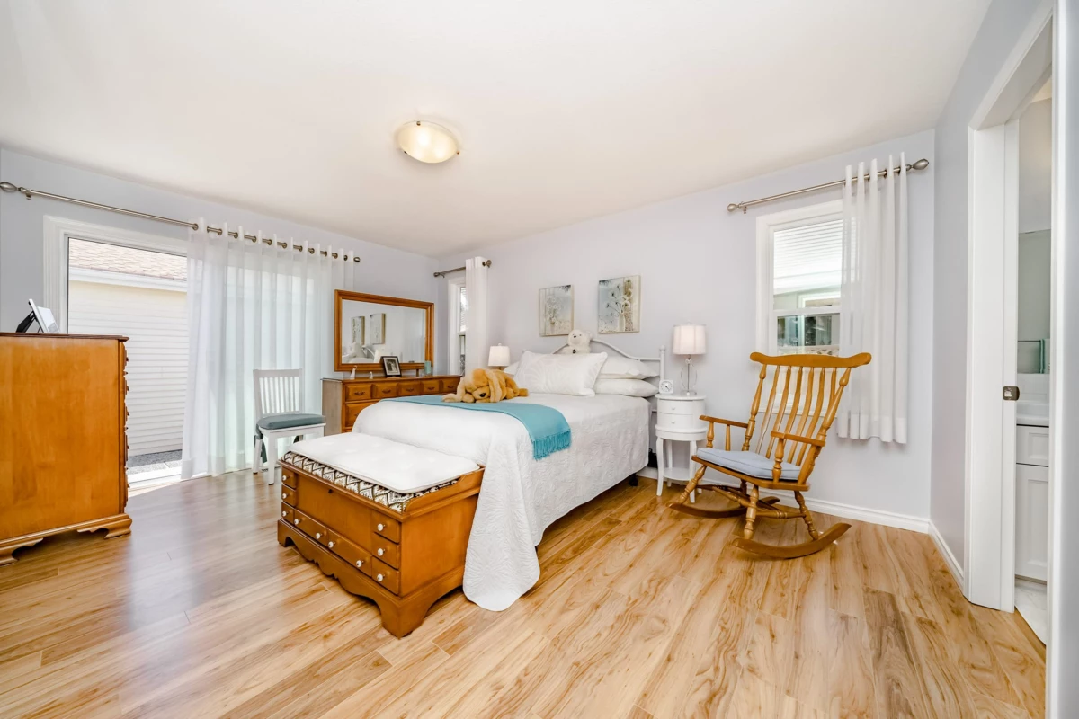 Breakfast Nook Photo of 65 1400 164 Street, Surrey, BC