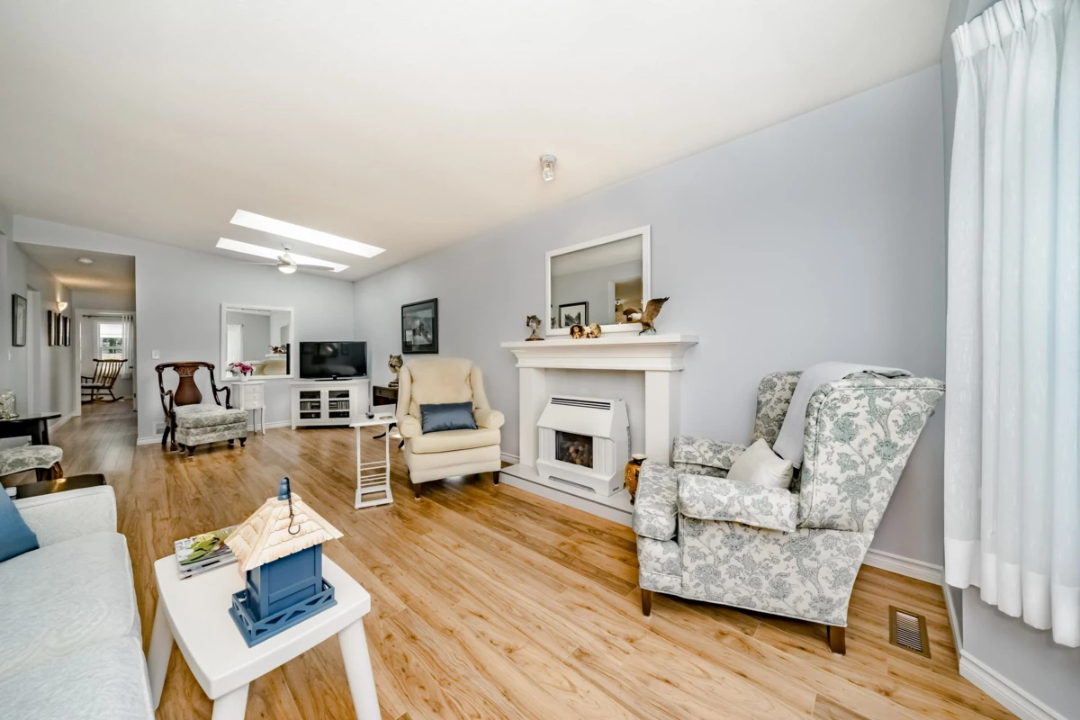 Dining Area Photo of 65 1400 164 Street, Surrey, BC