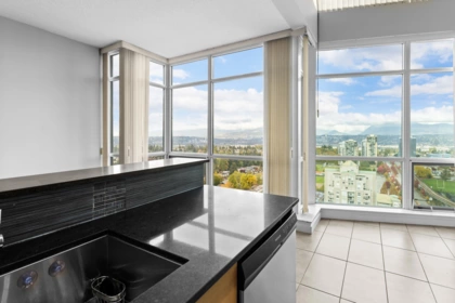 Kitchen Island Photo of 2209 13399 104 Avenue, Surrey, BC
