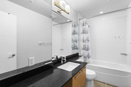 Primary Bathroom Photo of 2209 13399 104 Avenue, Surrey, BC