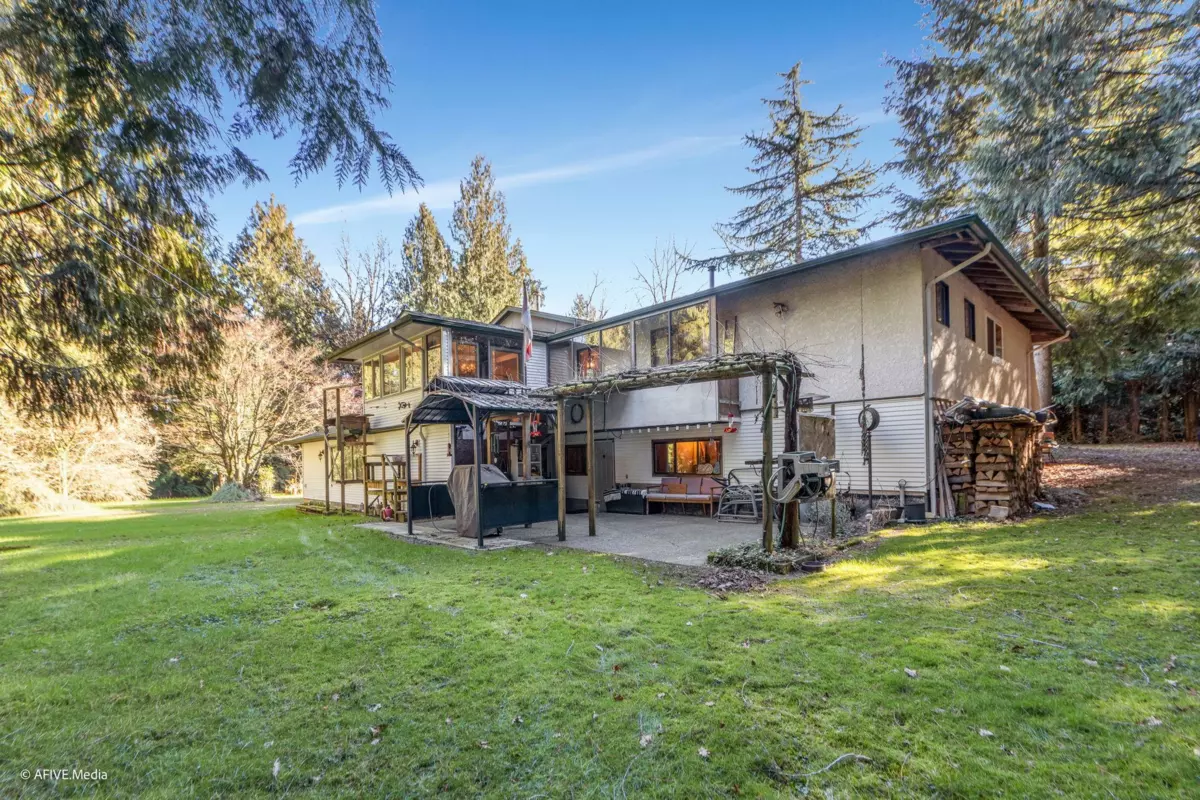 Hallway Photo of 24971 24 Avenue, Langley, BC