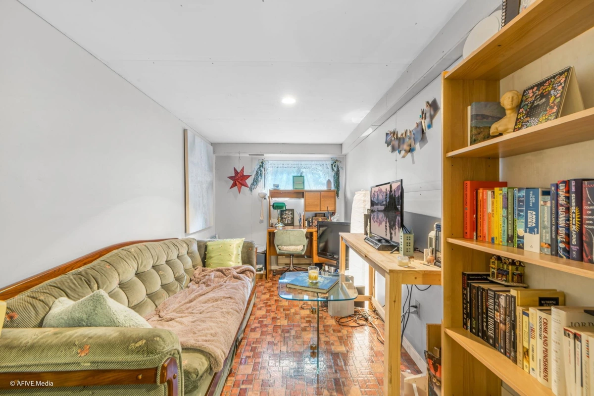 Loft / Bonus Room Photo of 24971 24 Avenue, Langley, BC