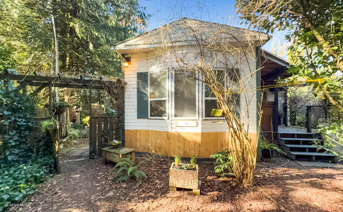 Outdoor Patio Photo of 24971 24 Avenue, Langley, BC