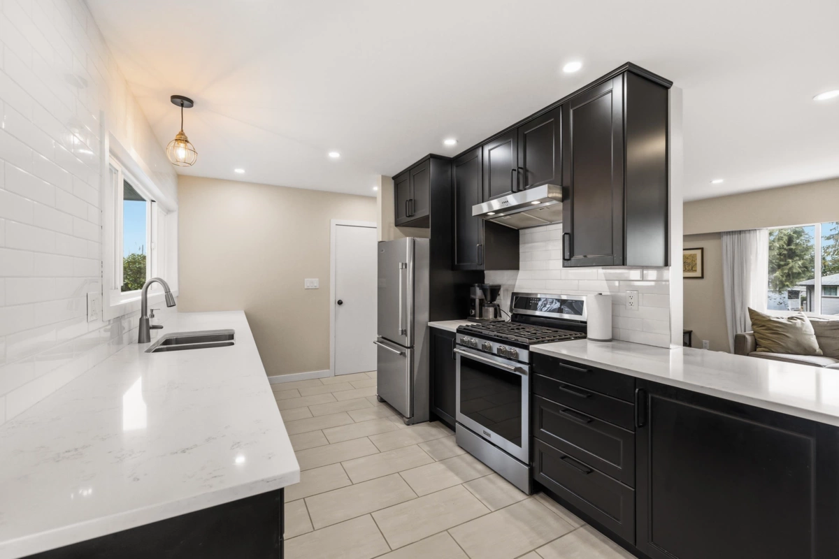 Primary Bedroom Photo of 11516 97 Avenue, Surrey, BC