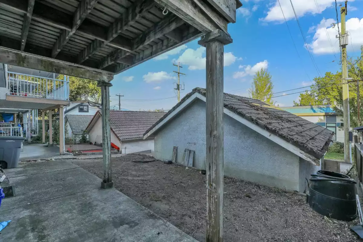 Outdoor Deck Photo of 4680 Hoy Street, Vancouver, BC