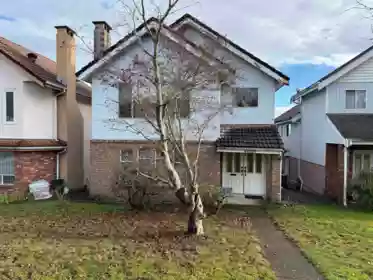 4680 Hoy Street, Vancouver, BC, Collingwood VE — 6 bed single family residence for sale