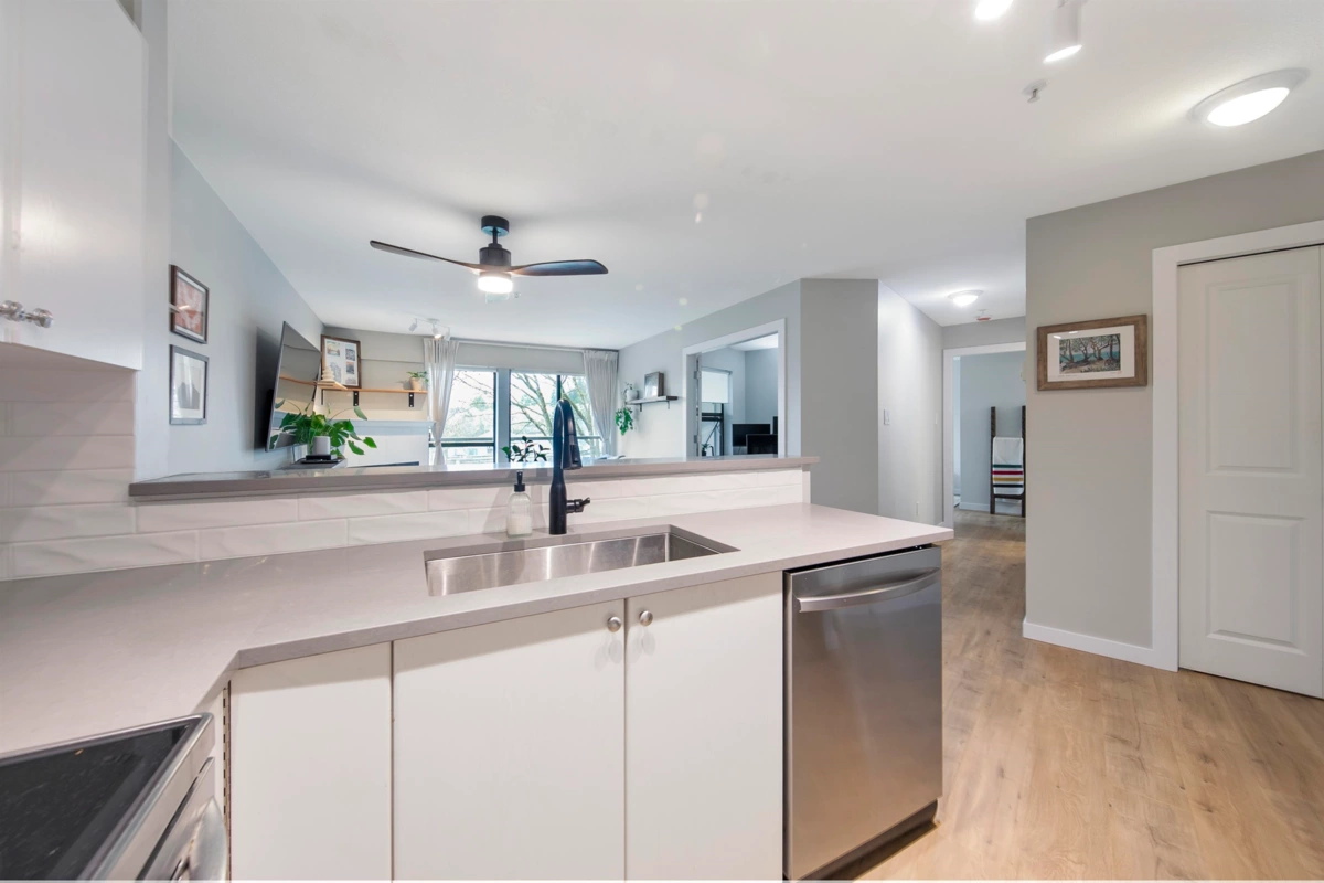 Family Room Photo of 311 225 Newport Drive, Port Moody, BC