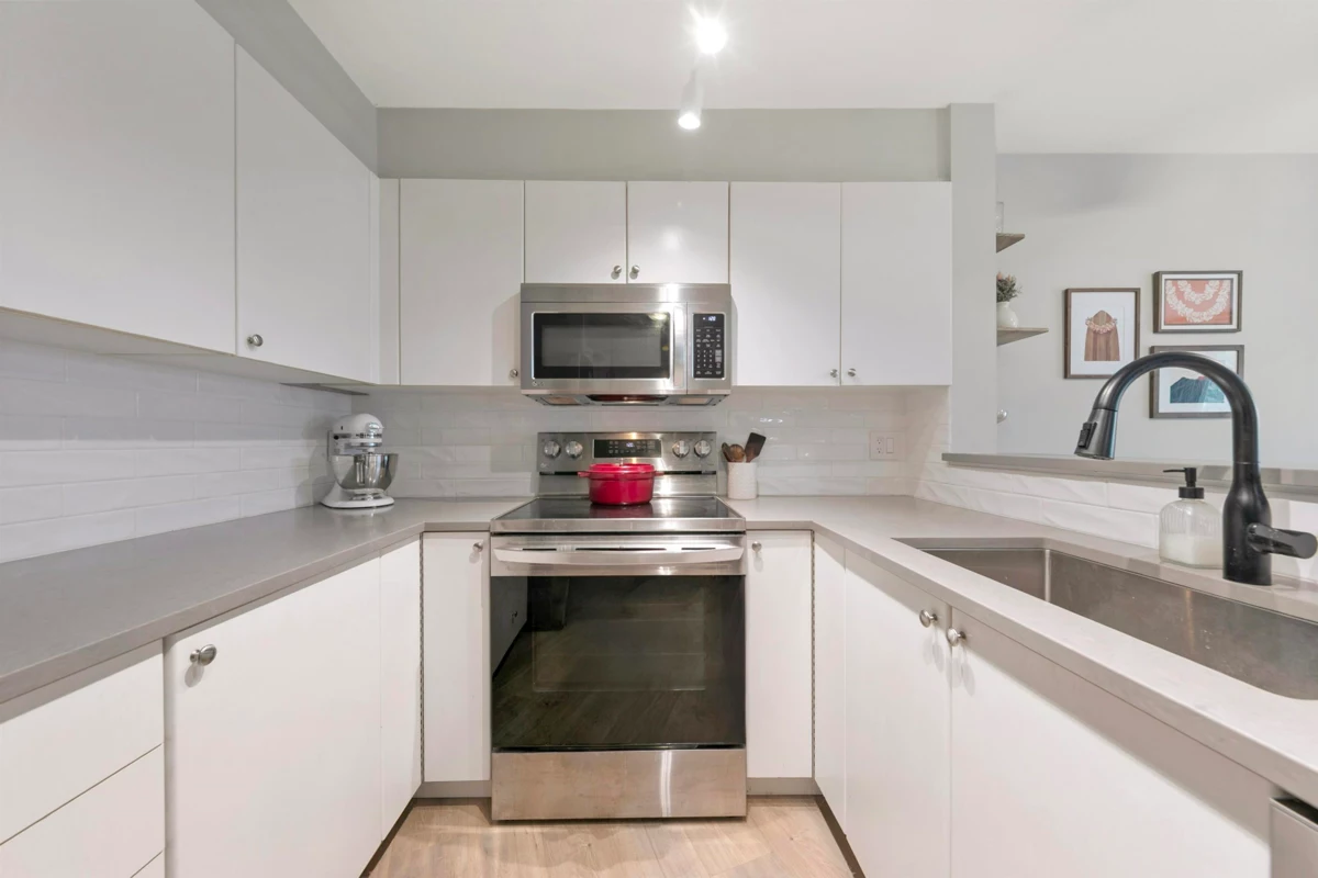 Living Room Photo of 311 225 Newport Drive, Port Moody, BC