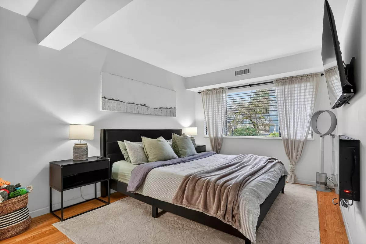 Walk-In Closet Photo of 7355 Capistrano Drive, Burnaby, BC