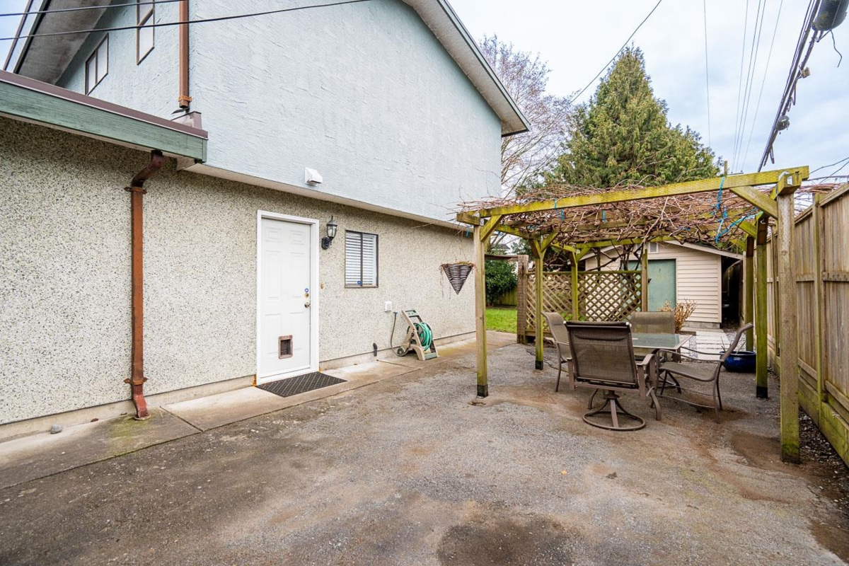 Outdoor Kitchen Photo of 11200 Cambie Road, Richmond, BC