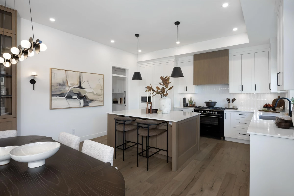 Kitchen Island Photo of 7485 197a Street, Langley, BC