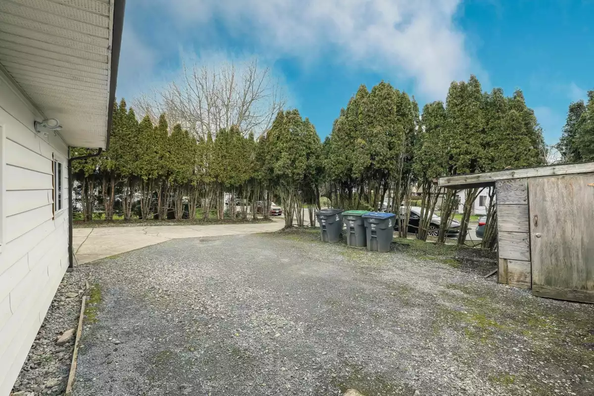 Living Room Photo of 6091 172 Street, Surrey, BC