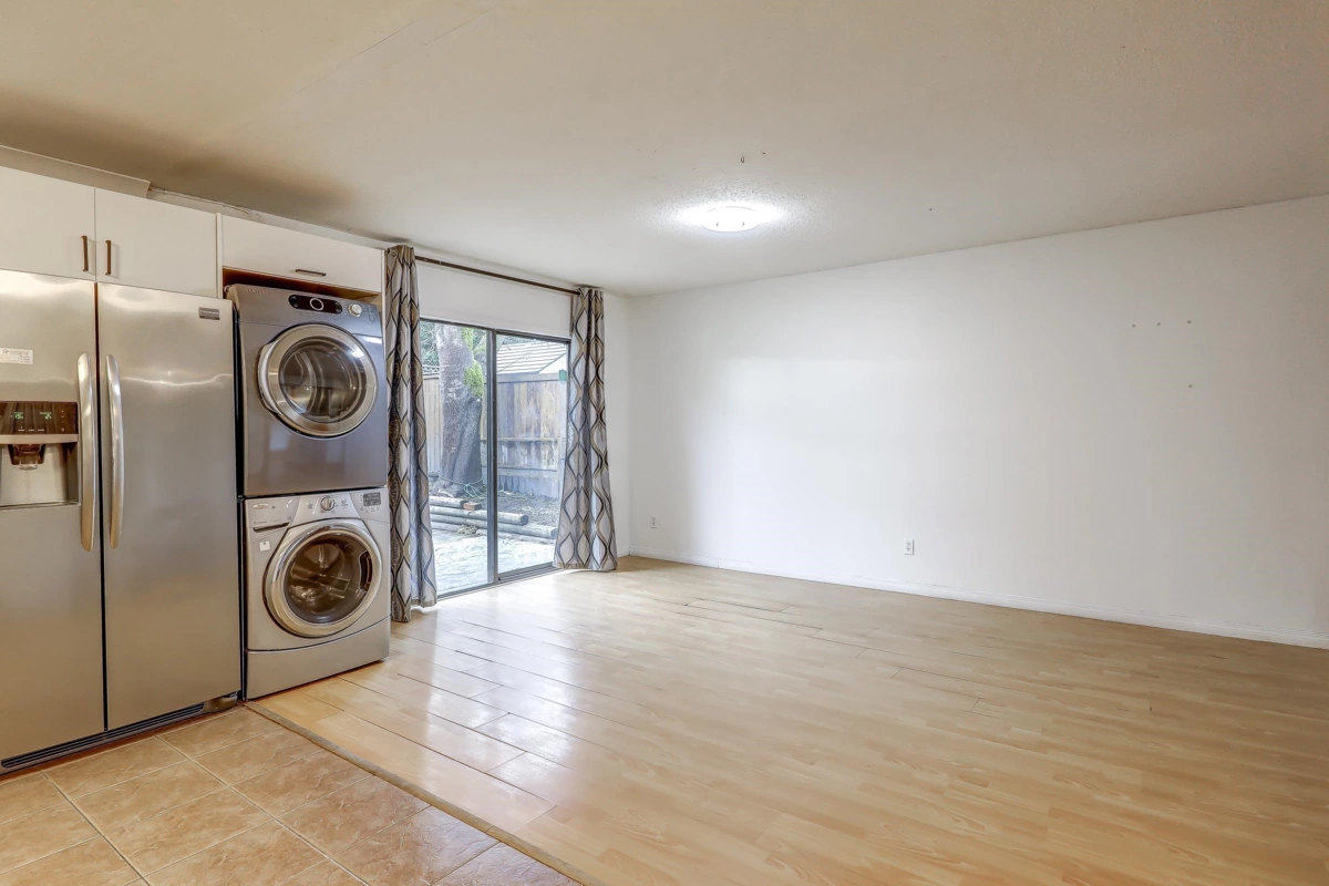 Office / Den Photo of 6091 172 Street, Surrey, BC