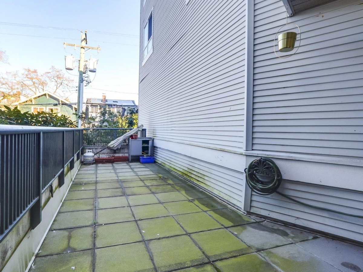 Primary Bedroom Photo of 213 1989 Dunbar Street, Vancouver, BC