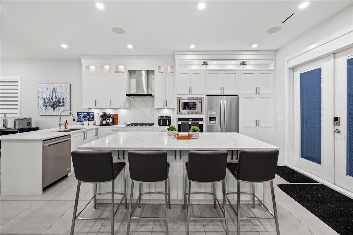 Kitchen Photo of 1041 Stewart Avenue, Coquitlam, BC