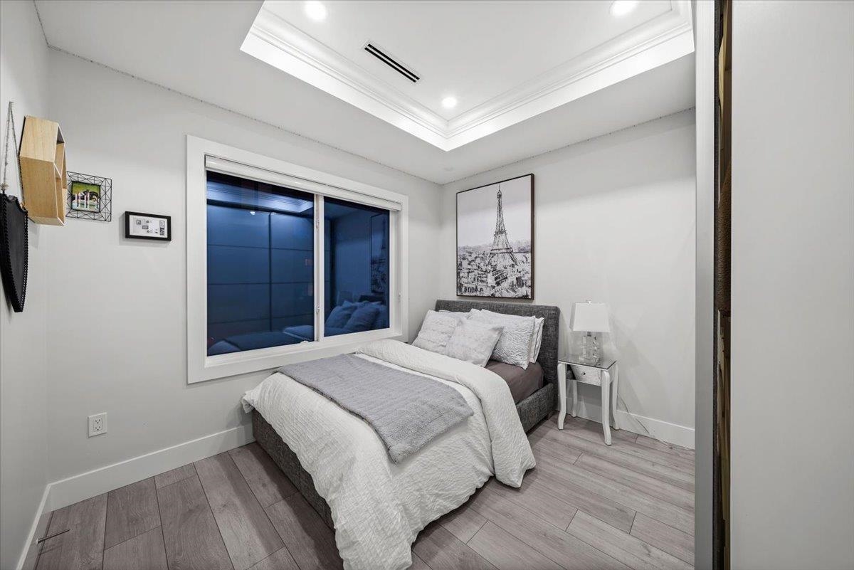 Laundry Room Photo of 1041 Stewart Avenue, Coquitlam, BC