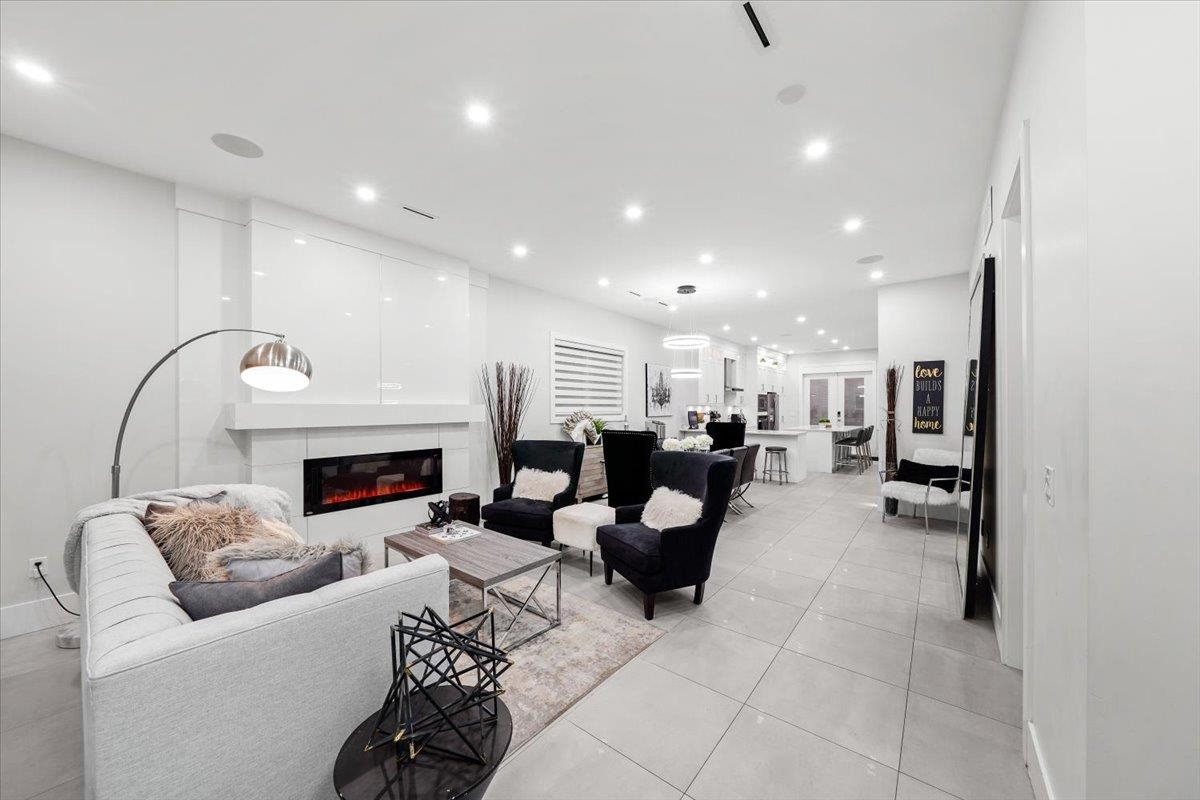 Living Room Photo of 1041 Stewart Avenue, Coquitlam, BC