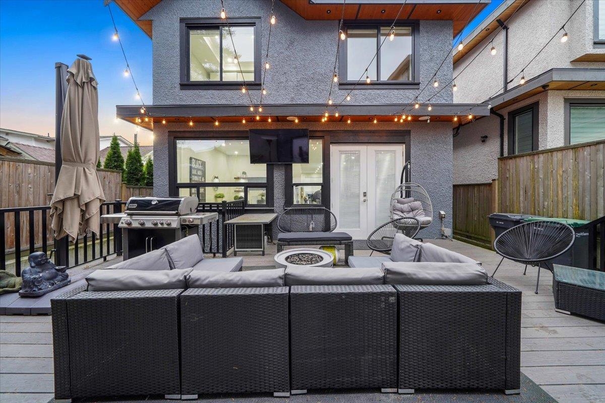 Neighborhood Park Photo Near 1041 Stewart Avenue, Coquitlam, BC