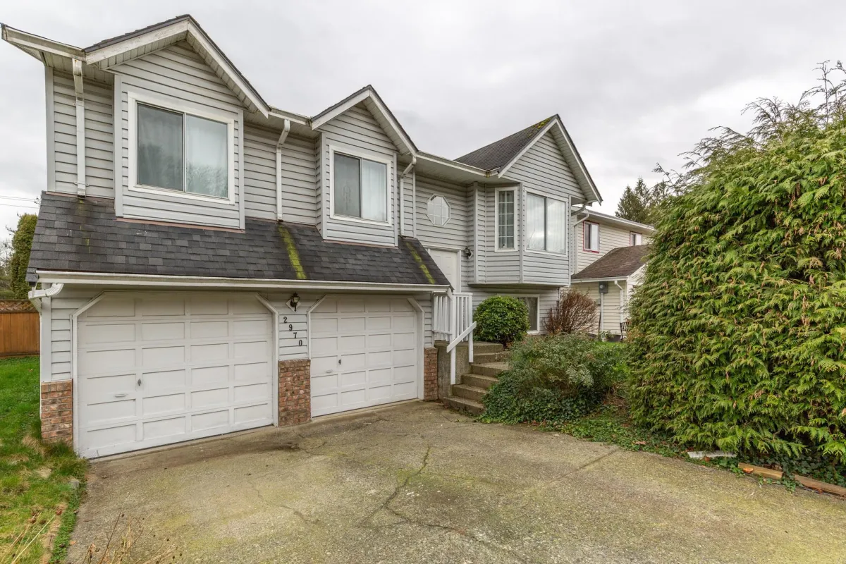 Exterior Front Photo of 2970 Crossley Drive, Abbotsford, BC