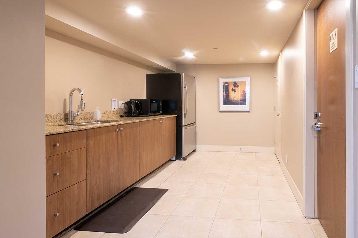 Entry Foyer Photo of 407 280 Ross Drive, New Westminster, BC