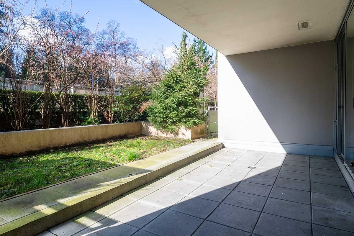 Walk-In Closet Photo of 407 280 Ross Drive, New Westminster, BC
