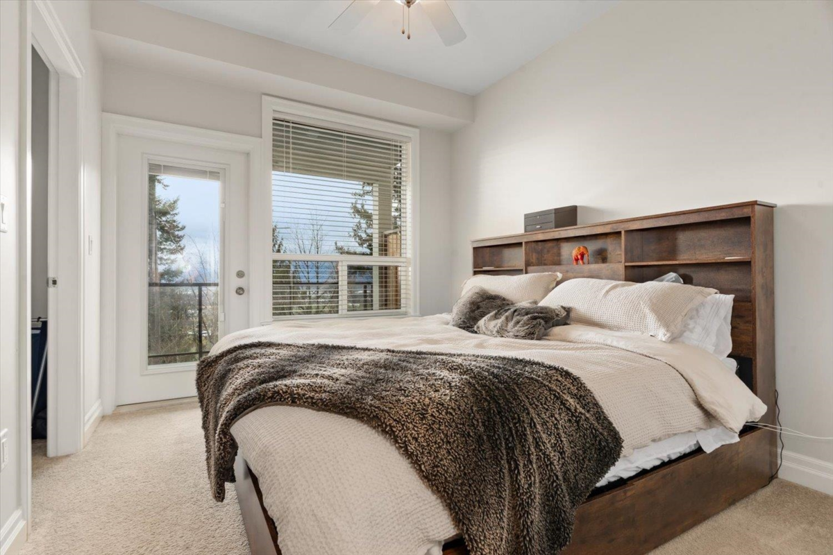 Powder Room Photo of 123 6026 Lindeman Street, Chilliwack, BC